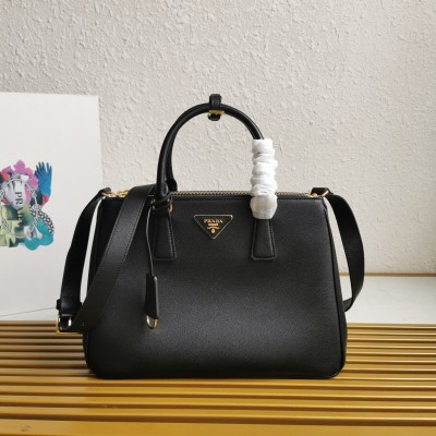 Prada Galleria Large Tote Bag In Black Calfskin