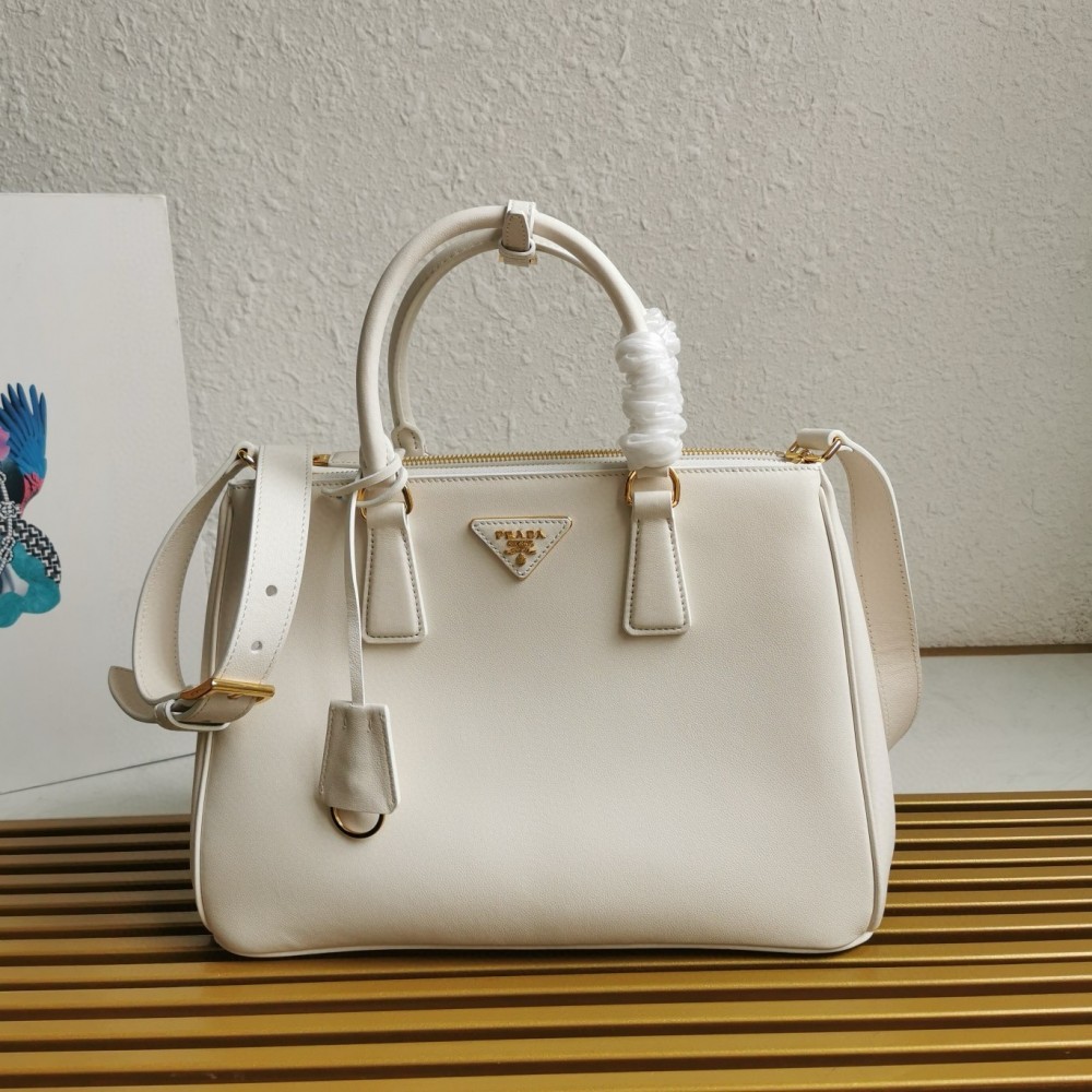 Prada Galleria Large Tote Bag In White Calfskin