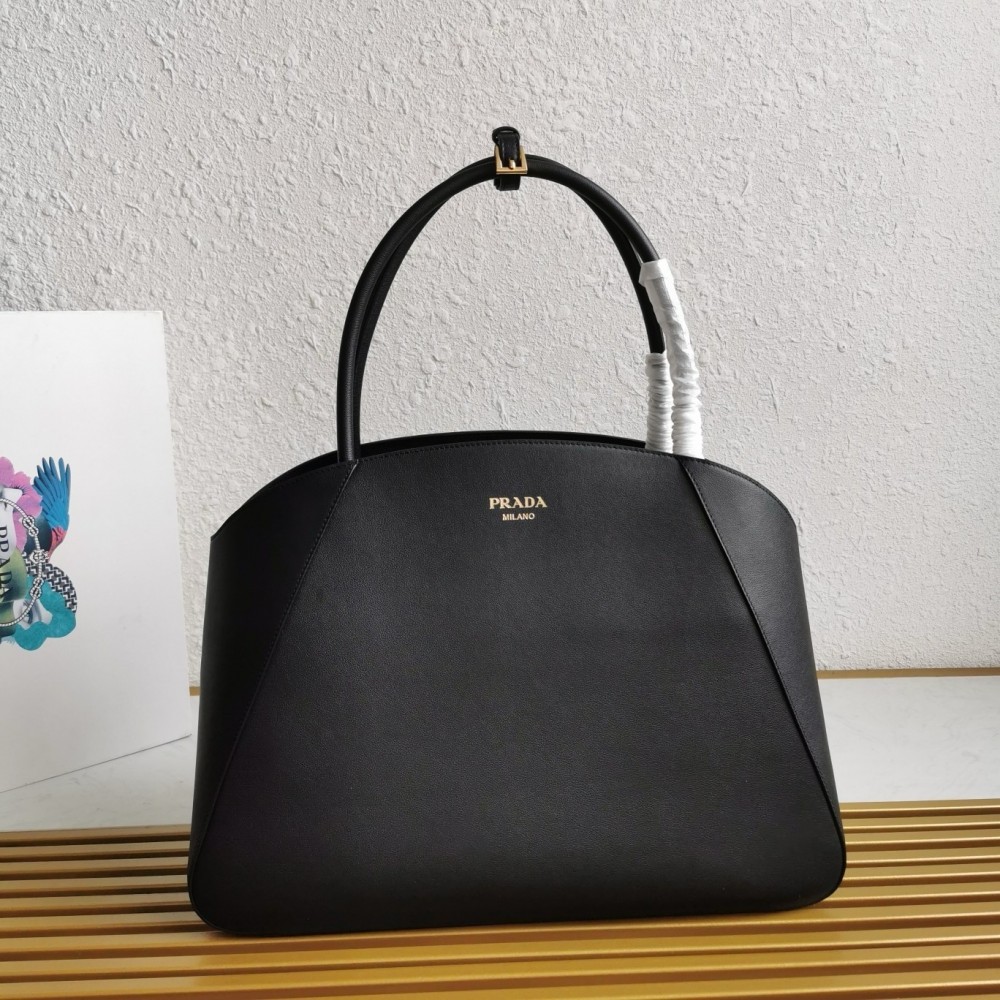 Prada Large Tote Bag In Black Smooth Calfskin